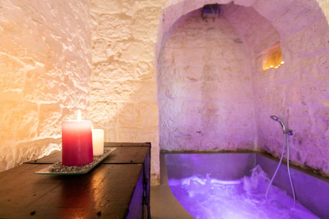 Dimora Ritunno Bed & Breakfast Locorotondo Bagian luar foto
